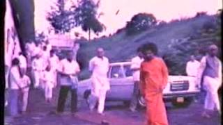 Sathya Sai Visits Mumbai in 1973 [upl. by Jacinta898]