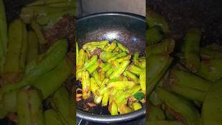 කොළ පාටට බෝංචි හදන රස රහස😋🔥  bonchi curry sinhala  green beans recipe shortsfeedeasytrending [upl. by Notreve]