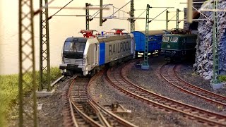 H0 Märklin Modellbahn Bahnbetrieb  Automatiksteuerung mit Rocrail [upl. by Vilberg933]