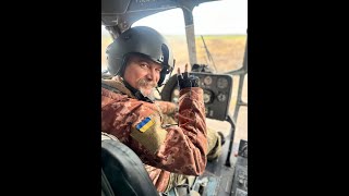 Oekraïense piloten vliegen met stokoude helikopters [upl. by Felicidad789]