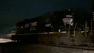 NS V28 with SD402 High hood 1627 leading [upl. by Oribelle]