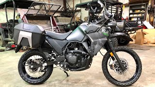 NEW 2022 Kawasaki KLR 650 Adventure  Unboxing amp Complete Build  Dual Sport Adventure Motorcycle [upl. by Amo]