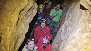 Spéléologie Sept nains dans leau [upl. by Nahsad]