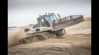 Terramag  PISTENBULLY IN THE SAND  2 x Challenger with dozer and leveler in action [upl. by Padget]