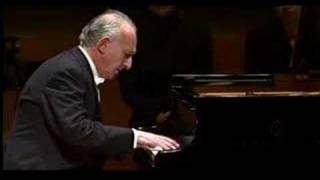 Maurizio Pollini plays Chopin Nocturne no 8 op 27 no 2 [upl. by Betteanne]