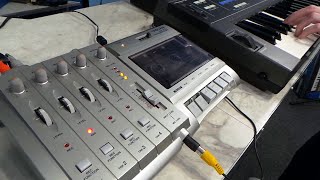 How oldschool multitrack recording works Tascam 4track [upl. by Anaira]