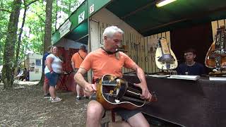 Bernard Kerboeuf playing a modern built guitar body [upl. by Eloise967]