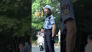 兔子警官的新表情包出炉了😄😄李语蔚杭州交警 警察 police [upl. by Kendrick]