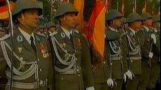 40 Jahre DDR East Germany Military Parade 1989 [upl. by Anahsar966]