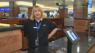 The first anchorwoman in Phoenix is familiar face at Sky Harbor [upl. by Shantha]