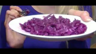 Rotkohl Blaukraut Zubereitung Rezept 22  frischen Rotkohl einfach kochen [upl. by Adnahc880]