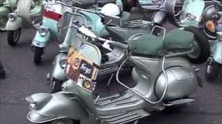 Vespa Treffen in Düsseldorf am 22 Mai 2004 [upl. by Pinkerton]