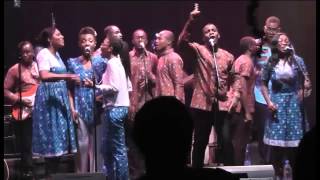 Le Choeur Gospel de Douala DIEU EST CAPABLE [upl. by Lionel]