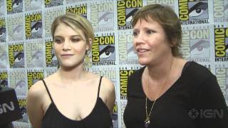 ComicCon  Alcatraz  Sarah Jones and Elizabeth Sarnoff Interview [upl. by Clio]