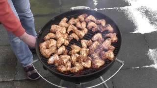 Chicken Wings im Weber Grill  deutsch [upl. by Duile798]