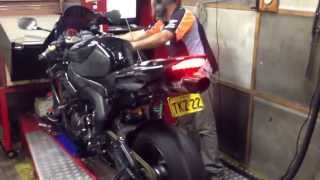 Honda CBR1000RR Fireblade 2006 Dyno Tune SampR Pro [upl. by Suiddaht]