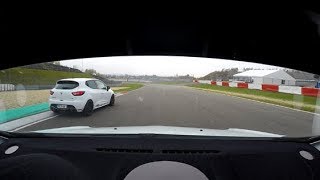 Clio 200 RS vs Clio 220 Trophy GP track  Nordschleife 04112018 Touristenfahrten [upl. by Downall]