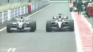 Montoya vs Räikkönen pit race 2004 Interlagos [upl. by Whitcher664]