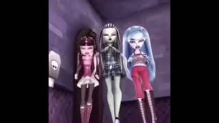 stan twitter monster high serving with miss camaraderie by azealia banks playing in the background [upl. by Amati496]