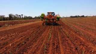 Plantadora de Mudas de Cana DMB [upl. by Aisenet]