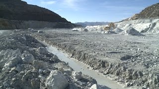 Découverte  la plus grande carrière de talc au monde [upl. by Trebleda]