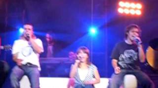 Erreway  Bonita de mas y Sera de Dios Live Madrid [upl. by Aneetsirk]