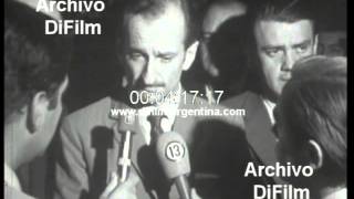 DiFilm  Manifestacion de estudiantes por la noche Tucumanazo 1970 [upl. by Enidualc]