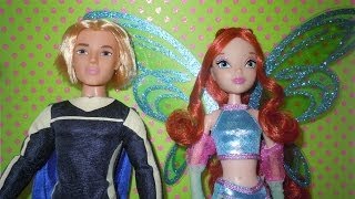 Winx Club Bloom and Sky 2Pk Toys R Us Exclusive Doll Review [upl. by Eilrebma856]