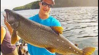 Pêche à la truite grise monstre au Memphrémagog  Monster lake trout fishing on Memphrémagog lake [upl. by Ignatius]