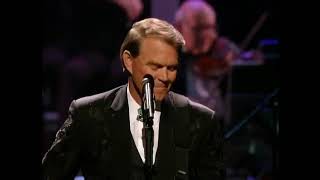 Glen Campbell  Wichita Lineman  live 2001Romantica [upl. by Kevin]