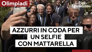 Olimpiadi la fila degli azzurri per un selfie con Mattarella Alla pallavolista quotTorni a Palermoquot [upl. by Nolyarg]