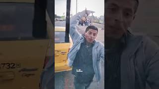 Taxista agrede el vehículo del sitp o tranmilenio Me encanta vivir en Bogota meme mundodelacalle [upl. by Norabel]