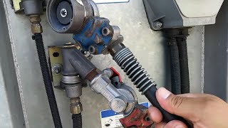 How to connect air suply hoses and electrical cord to trailer [upl. by Adnilem]