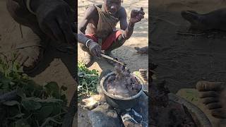 Its lunchtime African Hunters cooking lunch hadzabetribe [upl. by Meredith]