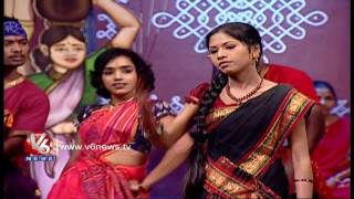 Adosta Janaki Kodi Pandem Song  Telangana Folk Songs  Dhoom Thadaka  V6 News [upl. by Marijane]