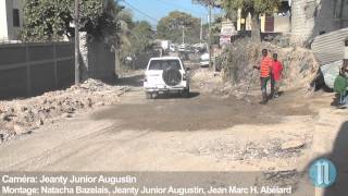 les gens se plaignent pour la route de Puit Blain [upl. by Hjerpe]