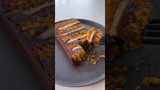 Bolo de cenoura laranja e nozes  ganache de chocolate Callebaut e brigadeiro trufado de laranja [upl. by Eirruc]