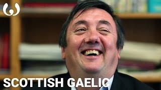 WIKITONGUES Iain speaking Scottish Gaelic [upl. by Kassia921]