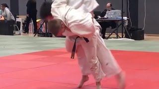 Harai Goshi Slow entry up for FAST JUDO SWEEPING HIP THROW contest Ippon [upl. by Gaut]