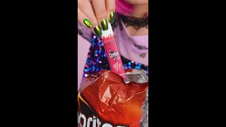 ¡Aperitivos con sorpresa 😍 ¿Has visto alguna vez el pintalabios de Doritos 😲 [upl. by Genia922]