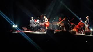 Simona Molinari amp Raphael Gualazzi  Follia damore Live  Teatro Augusteo  Napoli 22052019 [upl. by Robin155]