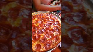 TRYING HOMESLICE PIZZA amp PATIO foodreview pizza boylerroom appetizers wings chicago foodie [upl. by Notslah559]