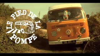 Le Pied De La Pompe  Rue Plein Air Clip [upl. by Kallman]