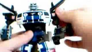 Video review of Alternators Wheeljack [upl. by Lodhia]