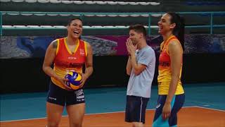 SPORTV Tandara e Paula Borgo ensinam Fernando Vidotto a jogar vôlei [upl. by Nahgiem]