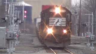 SD60 Leads Very Long NS 206 Train East [upl. by Dyer]