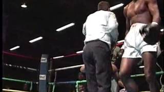 Mele Mel vs Willie D BOXING MATCH CLASSIC [upl. by Ecirtael]