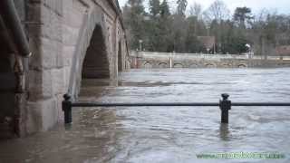 River Severn in flood  Bewdley Unbelievable [upl. by Gelb]