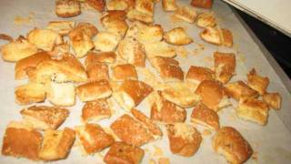 Salad CROUTONS from Left Over Hot Dog Buns [upl. by April519]