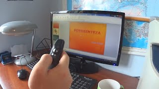 Logitech Wireless Presenter R400 with Red Laser Pointer  PRO REVIEW [upl. by Imailiv479]